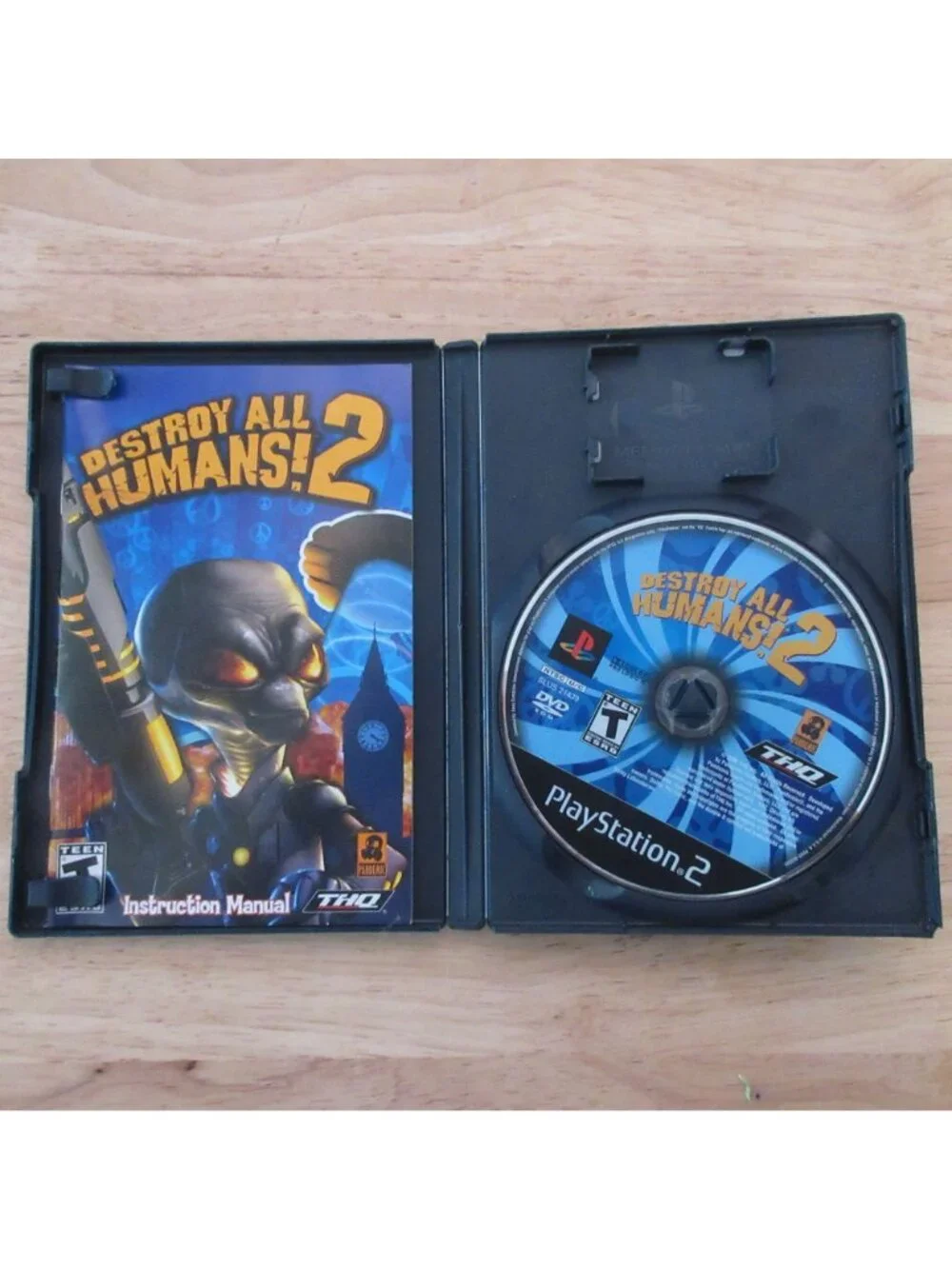 Destroy All Humans 2 (Sony PlayStation 2, 2006) with Manual